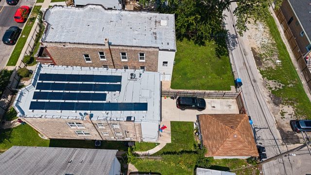 1015 N Central Avenue, Chicago, IL 60651