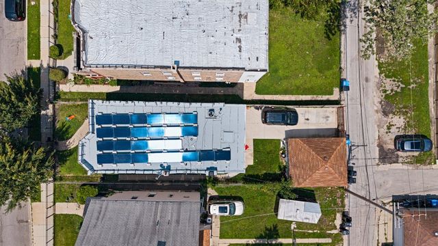 1015 N Central Avenue, Chicago, IL 60651