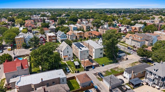 1015 N Central Avenue, Chicago, IL 60651