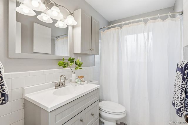 340 N Harlan Street, Lakewood, CO 80226