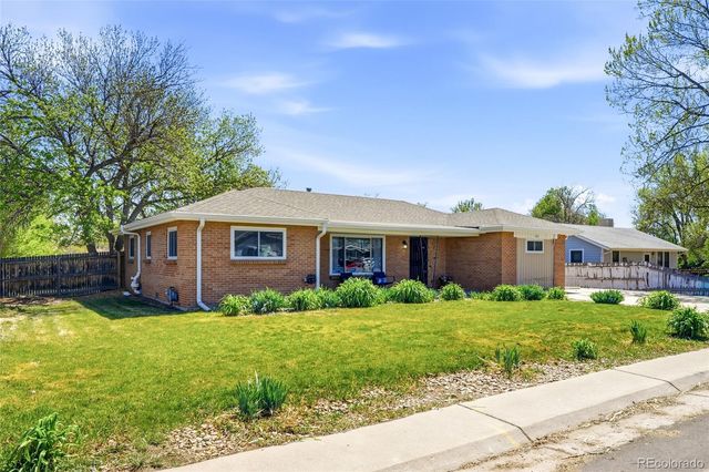 340 N Harlan Street, Lakewood, CO 80226