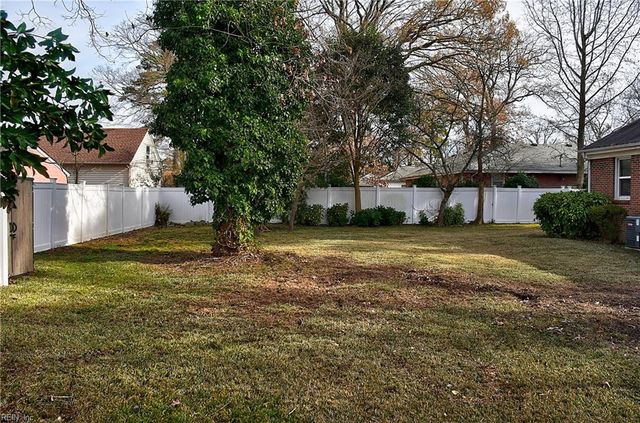 1614 Wapiti Avenue, Norfolk, VA 23518