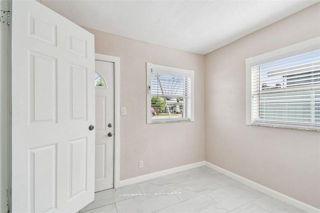 3540 56TH AVENUE N, St Petersburg, FL 33714