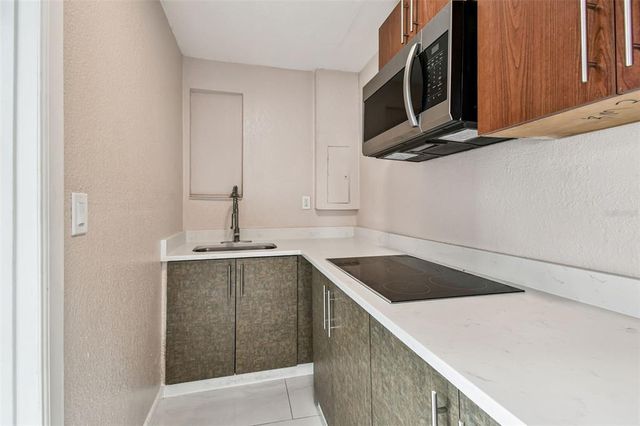 3540 56TH AVENUE N, St Petersburg, FL 33714