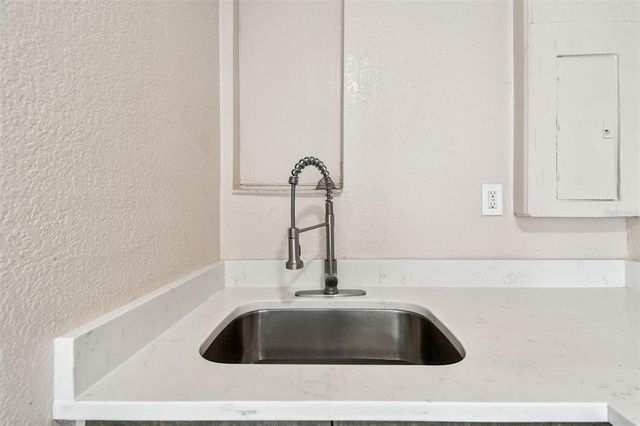3540 56TH AVENUE N, St Petersburg, FL 33714