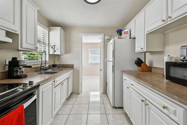 3540 56TH AVENUE N, St Petersburg, FL 33714