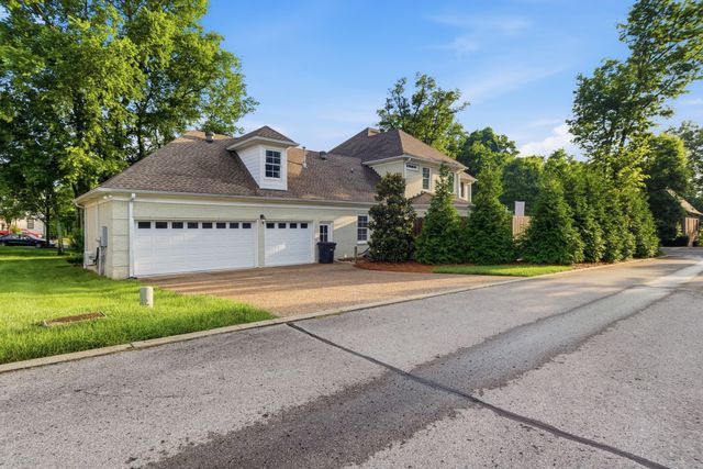 128 Deejay Dr, Franklin, TN 37064