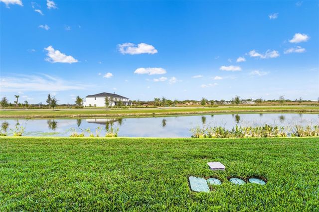 2262 WASHINGTON PALM COURT, Bradenton, FL 34212