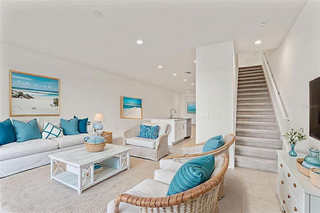 Image 8 of property listing at 2262 WASHINGTON PALM COURT, Bradenton, FL 34212