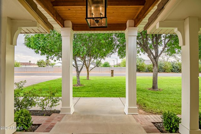 2520 E WINCHESTER Drive, Gilbert, AZ 85297