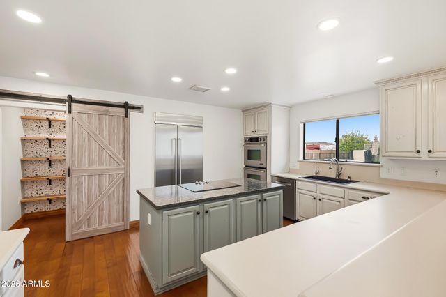 2520 E WINCHESTER Drive, Gilbert, AZ 85297