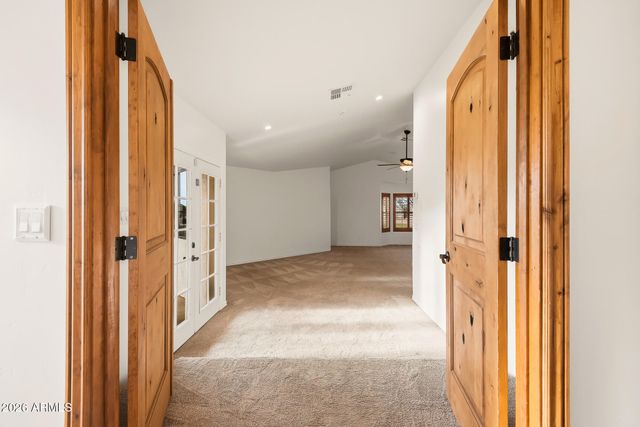 2520 E WINCHESTER Drive, Gilbert, AZ 85297