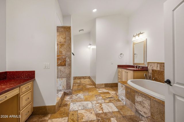 2520 E WINCHESTER Drive, Gilbert, AZ 85297