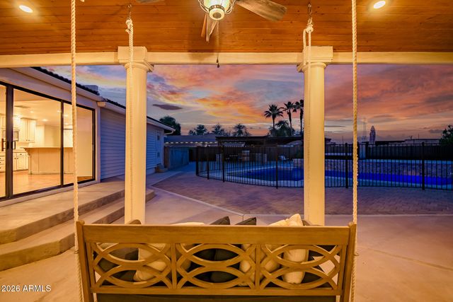 2520 E WINCHESTER Drive, Gilbert, AZ 85297