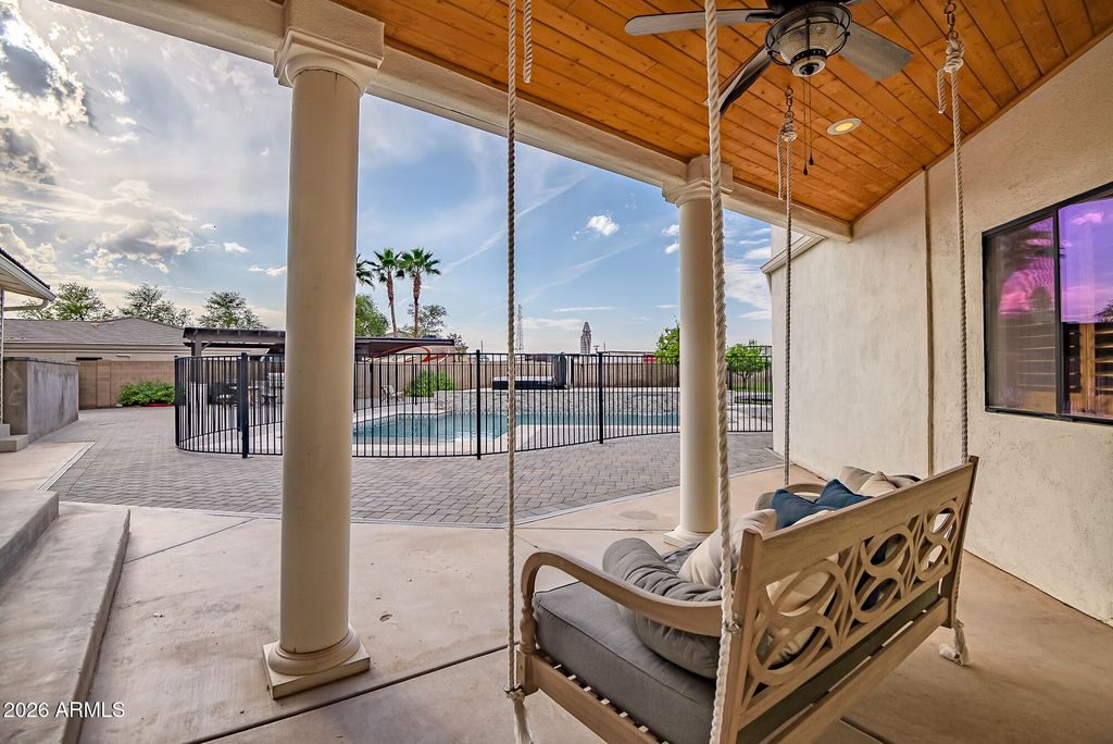 Image 22 of property listing at 2520 E WINCHESTER Drive, Gilbert, AZ 85297