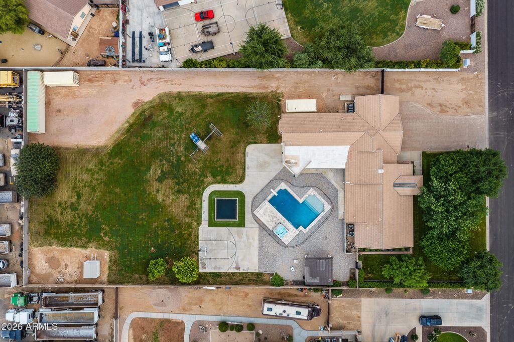 Image 25 of property listing at 2520 E WINCHESTER Drive, Gilbert, AZ 85297