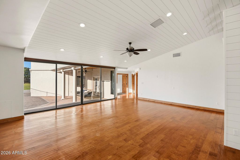 Image 41 of property listing at 2520 E WINCHESTER Drive, Gilbert, AZ 85297