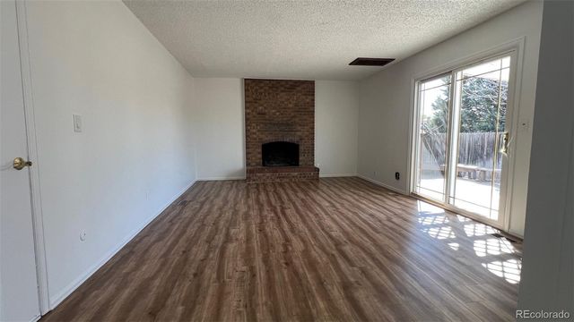 1065 S Lewiston Way, Aurora, CO 80017