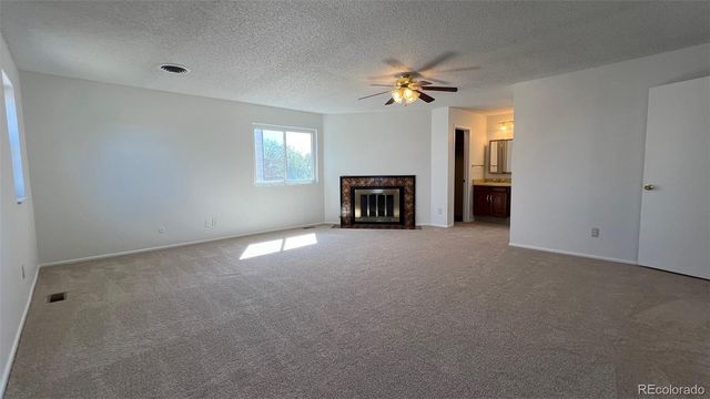 1065 S Lewiston Way, Aurora, CO 80017