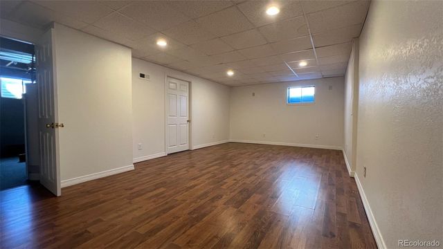 1065 S Lewiston Way, Aurora, CO 80017