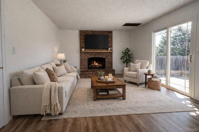 1065 S Lewiston Way, Aurora, CO 80017