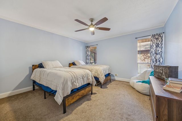 10019 Regal Park Lane 207, Dallas, TX 75230