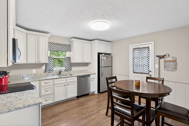 190 Goodjoin Road, Campobello, SC 29322
