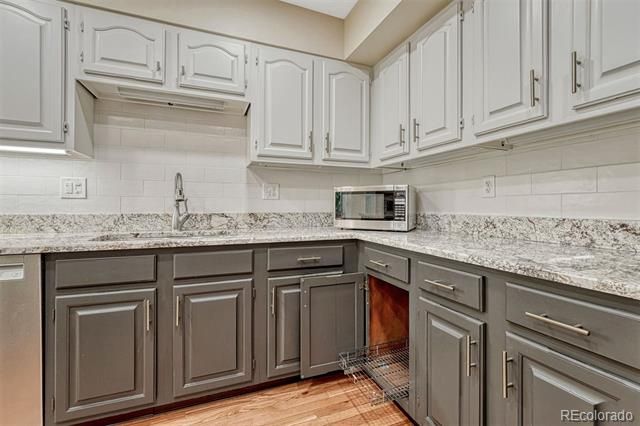 6516 Foxdale Circle, Colorado Springs, CO 80919