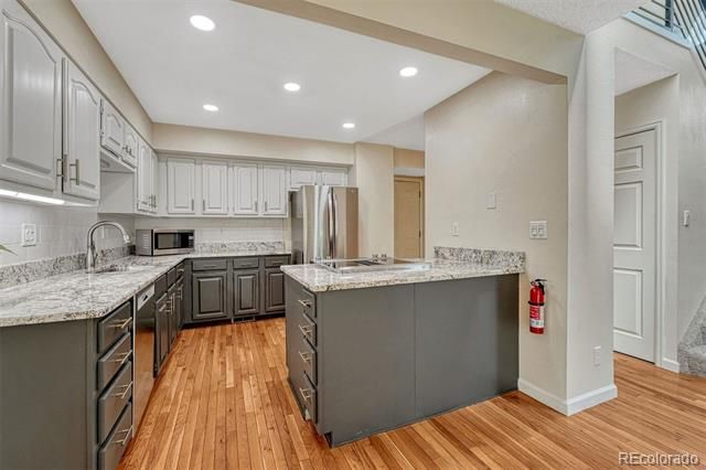 6516 Foxdale Circle, Colorado Springs, CO 80919