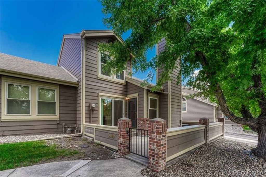 6516 Foxdale Circle, Colorado Springs, CO 80919