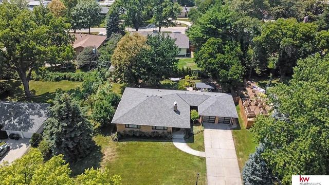 328 S 70 Avenue, Omaha, NE 68132