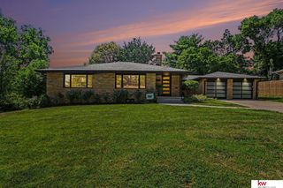 328 S 70 Avenue, Omaha, NE 68132
