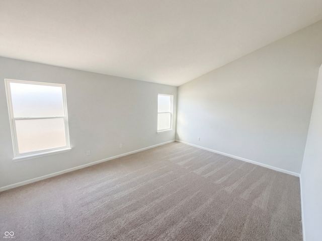 6767 Woodcliff Circle, Zionsville, IN 46077