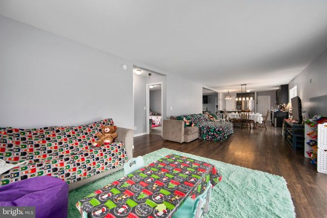 2671 E SHERMAN AVE, Vineland, NJ 08361