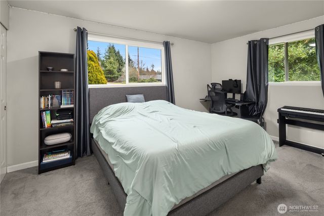 12718 Robinhood Lane, Snohomish, WA 98290