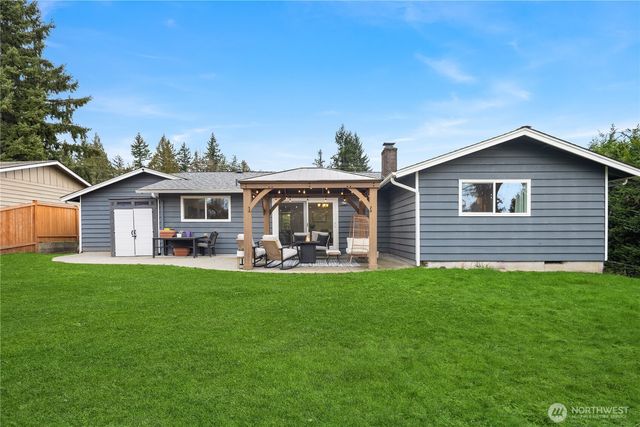 12718 Robinhood Lane, Snohomish, WA 98290