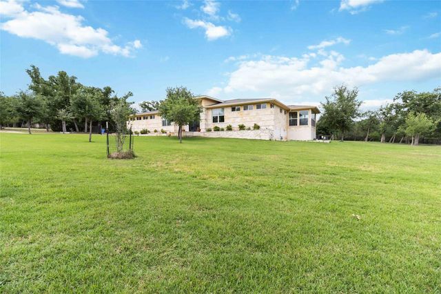 129 Powder Horn RD, Bastrop, TX 78602