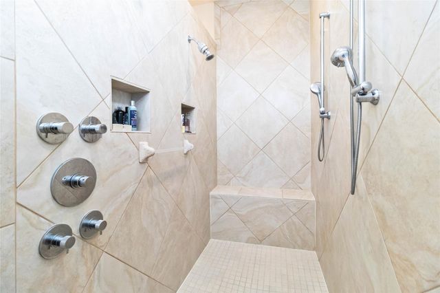 129 Powder Horn RD, Bastrop, TX 78602