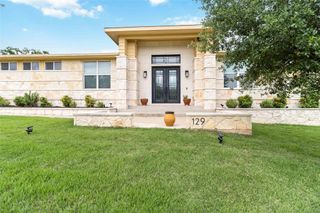 129 Powder Horn RD, Bastrop, TX 78602