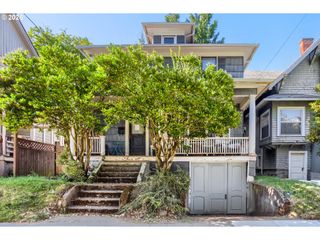 2124 Ne DAVIS St, Portland, OR 97232