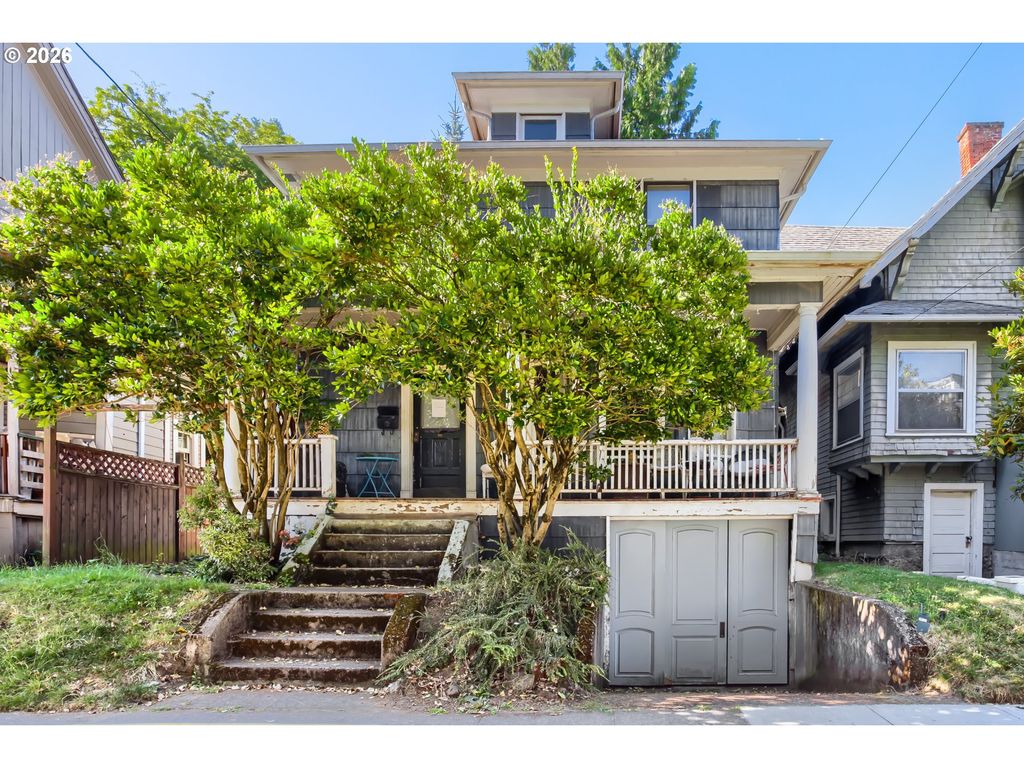 2124 Ne DAVIS St, Portland, OR 97232