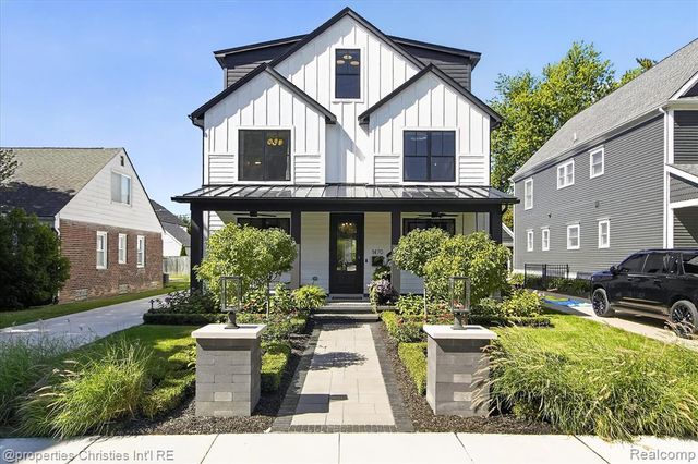 1470 Washington Boulevard, Birmingham, MI 48009