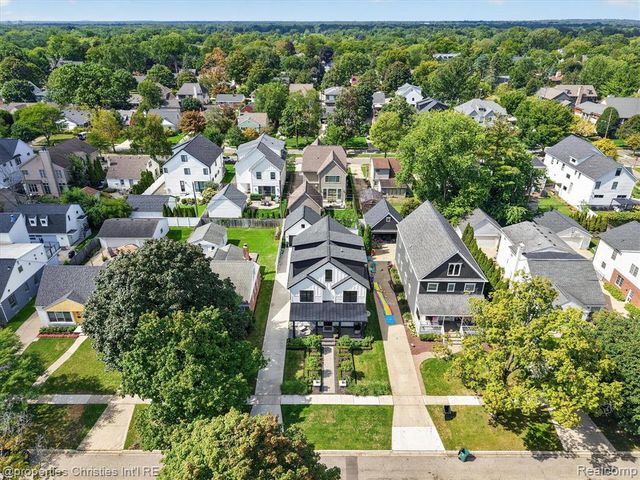 1470 Washington Boulevard, Birmingham, MI 48009