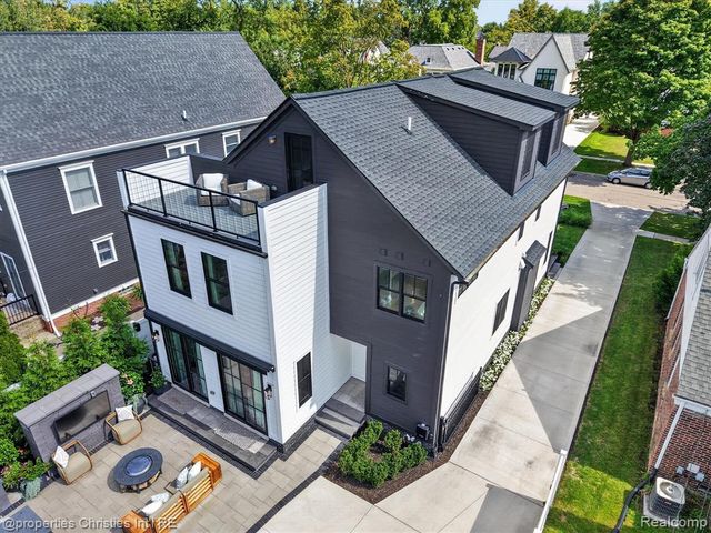 1470 Washington Boulevard, Birmingham, MI 48009