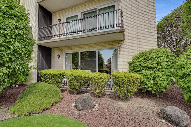 15265 Catalina Drive 1S, Orland Park, IL 60462