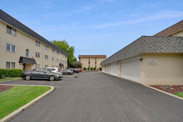 15265 Catalina Drive 1S, Orland Park, IL 60462