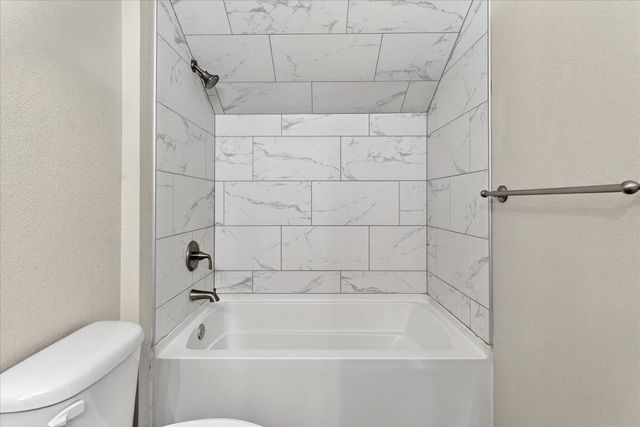 3009 E Republic Road, Springfield, MO 65804