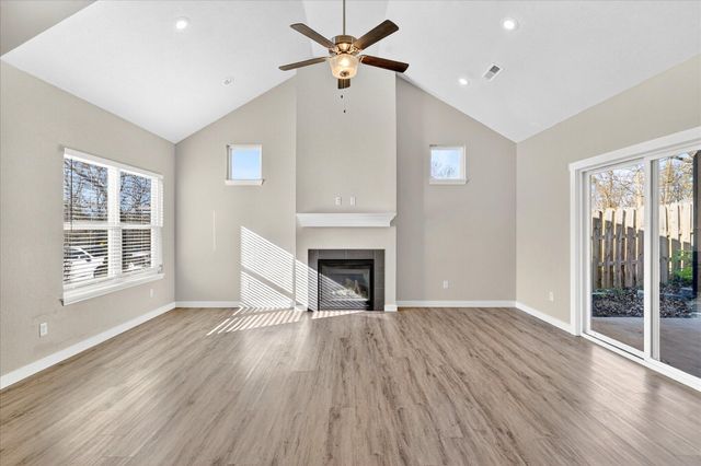 3009 E Republic Road, Springfield, MO 65804