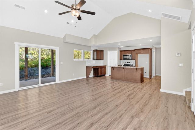 3009 E Republic Road, Springfield, MO 65804