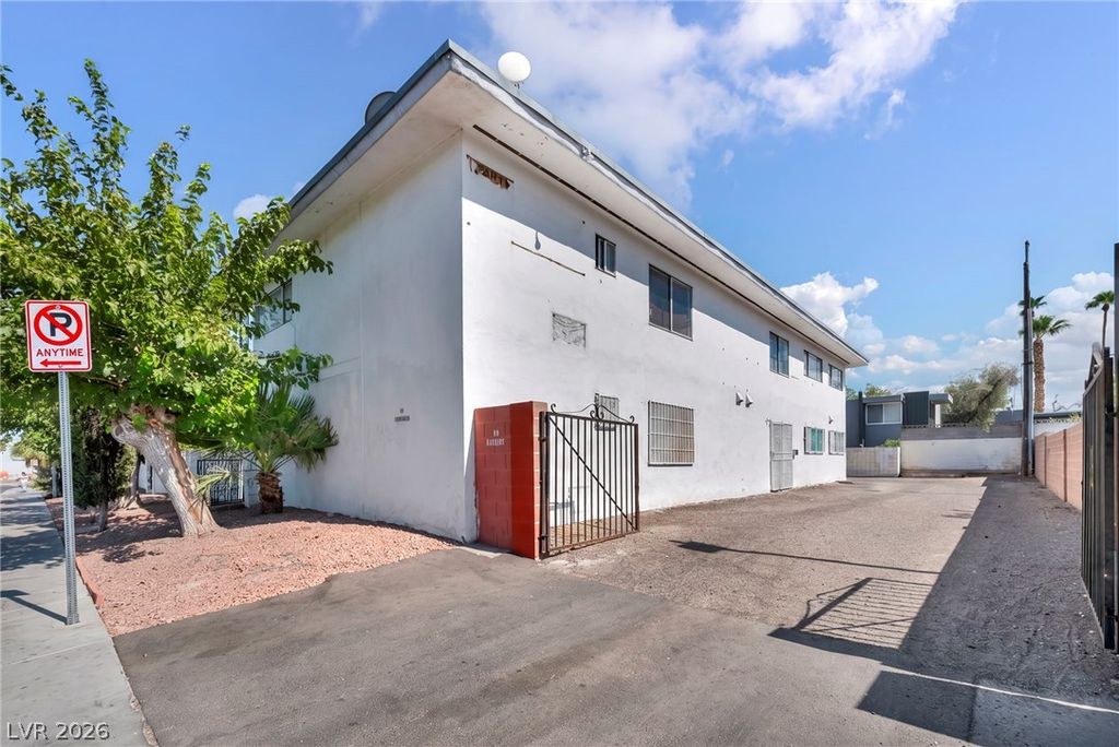 1165 Sierra Vista Drive, Las Vegas, NV 89169 — exterior